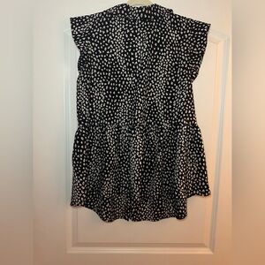 Doe & Rae Black and White Spotted Blouse